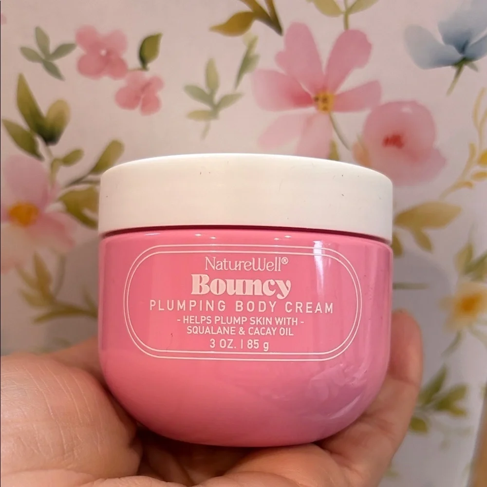 Nature well Bouncy Plumping Body Cream Pink new 3 oz jar
